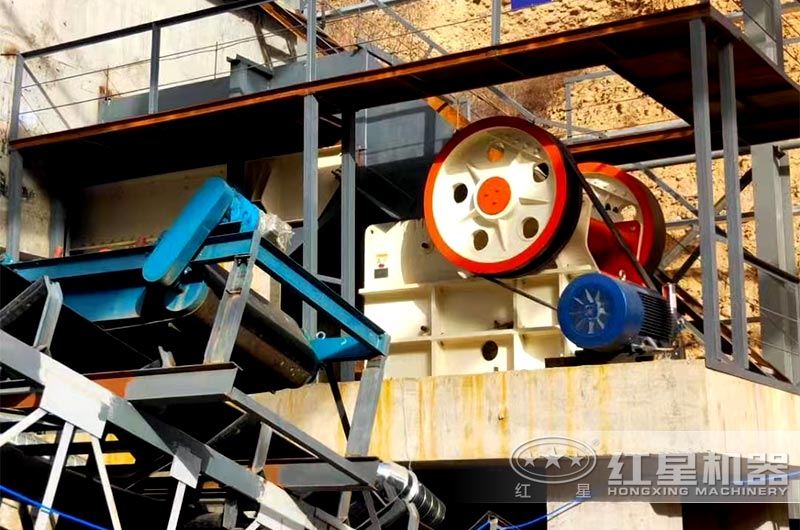 鐵礦石加工現場 鐵礦石加工現場