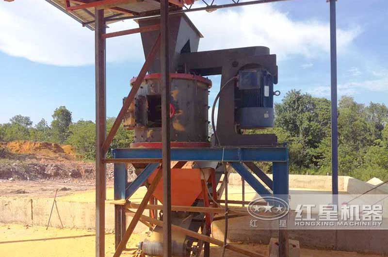 復(fù)合式破碎機 復(fù)合式破碎機