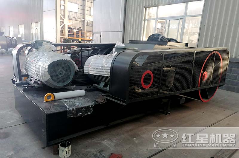 對輥破碎機設(shè)備實拍 對輥破碎機設(shè)備實拍