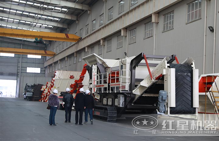 客戶考察一體機(jī)實拍